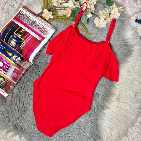 NWOT Tahari Red Ruffle One Piece Swimsuit Sample Ruched Tummy Control Sz S - Picture 6 of 9